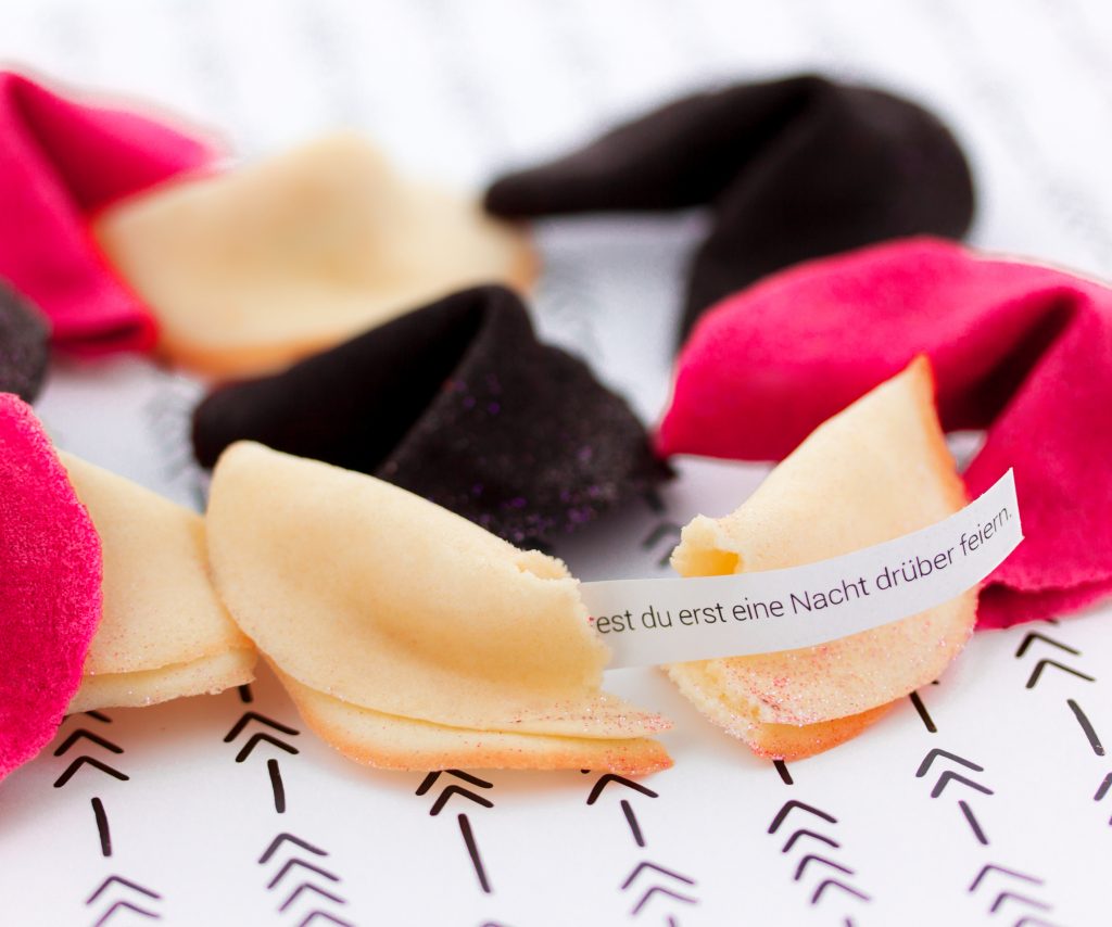 Mit Glück ins neue Jahr – feine Glückskekse selber machen