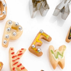 Metall Buchstaben Ausstecher Set 863 1 KitchenCraft Keksausstecher