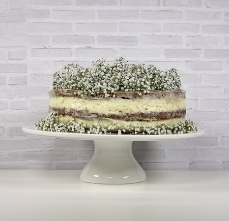 Frühlingshafter Naked Cake