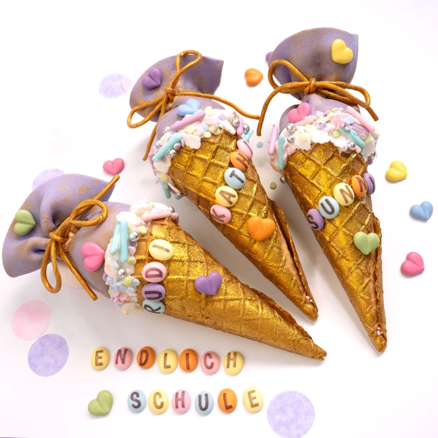 BackDecor 48 süße bunte Herzen aus Zucker 