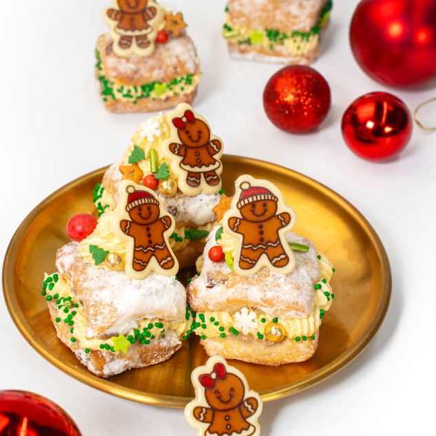 128 Stück kleine Lebkuchenfiguren aus weißer Schokolade 