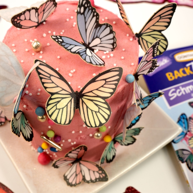 BackDecor 15 x 12 bunte Schmetterlinge aus Oblaten 