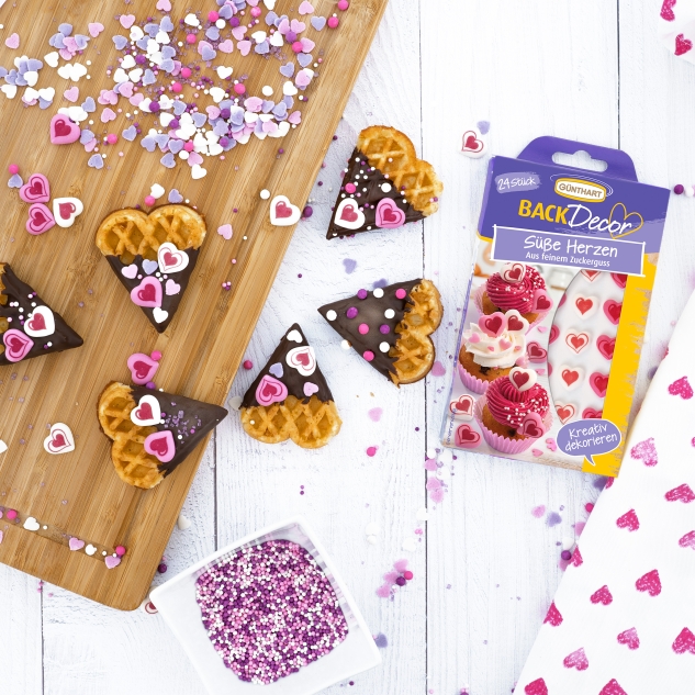 Streusel Passion Mix, Zuckerstreusel, Streusel Tortendeko, Bunte Streusel, Zuckerperlen, Zuckerdekor, 8er Set (150 gr.) 