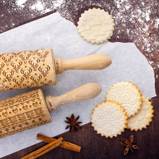 Holz Teigroller mit Hirsch Prägung 