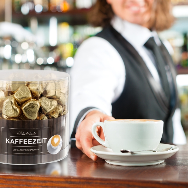 Günthart 150 goldene Herzen aus Schokolade | Kaffeezeit 