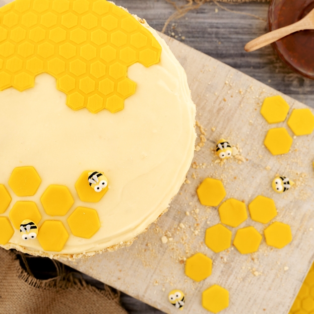 BackDecor 15 süße Bienchen aus Zucker 