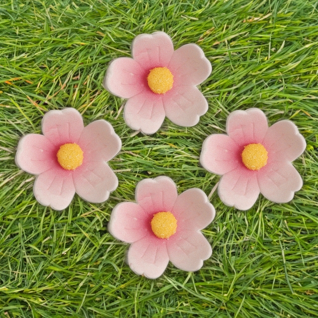 60 Feinzuckerblumen, gross, rosa 