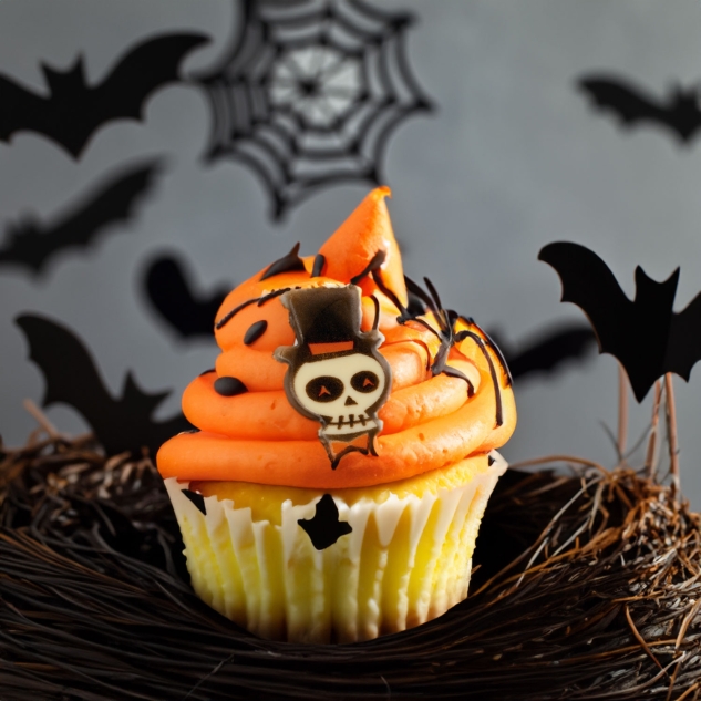 Günthart 72 Halloween Aufleger, aus weißer Schokolade 