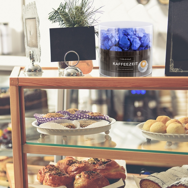 Günthart 150 blaue Herzen aus Schokolade | Kaffeezeit 