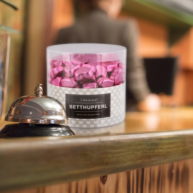 Günthart 150 rosa Herzen aus Schokolade | Betthupferl 