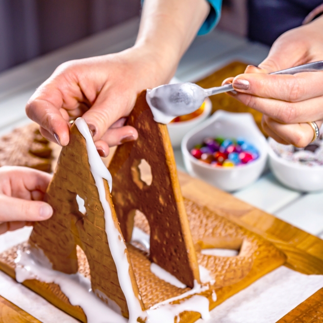 Lebkuchen Hexenhaus Set mit vielen Kleinteilen 